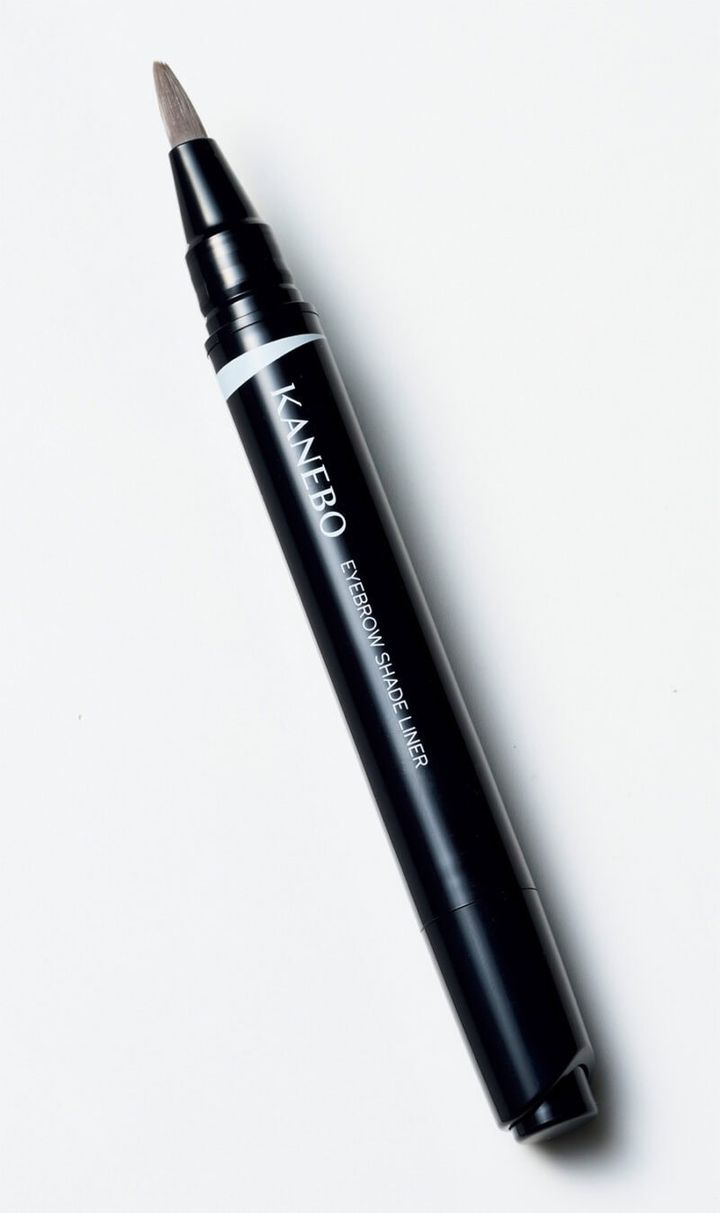 KANEBO アイブロウシェイドライナーSL1 グレイッシュシェイド ¥3,850／カネボウインターナショナルDiv.