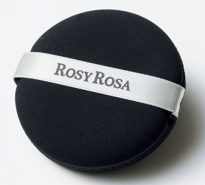 ロージーローザ マルチファンデパフ 2P ￥638／ロージーローザ