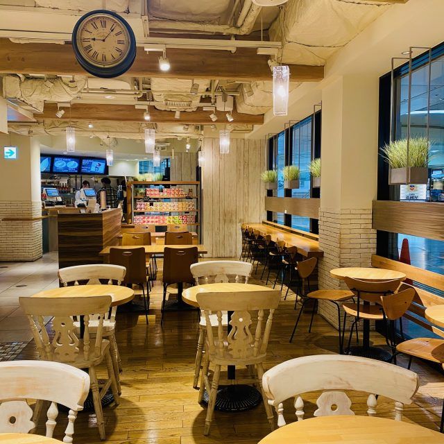 カフェ店内