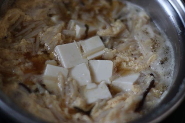 えのきと豆腐のかき玉汁