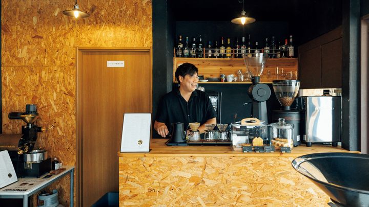 神奈川〈スペシャルティコーヒービーンズ ナンバー13〉店内