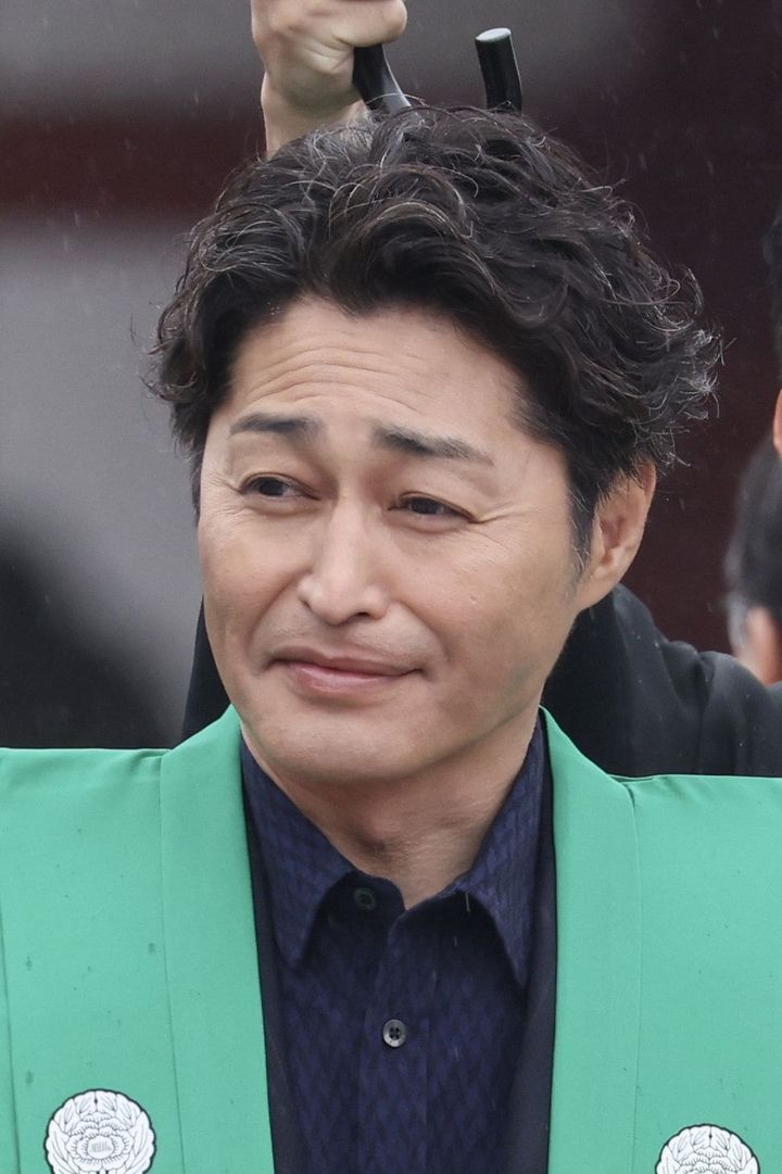 俳優の安田顕（＝2025年2月2日、成田山新勝寺「節分会」。千葉県成田市）