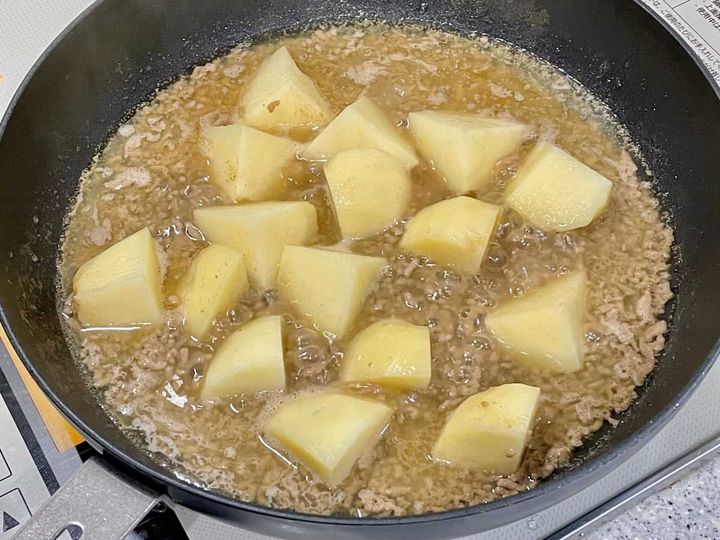 「じゃがいものそぼろ煮」レシピ