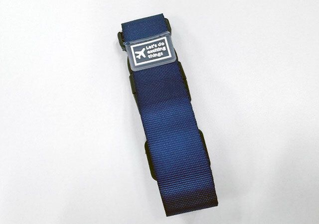 ダイソー スーツケースと手荷物まとめベルト