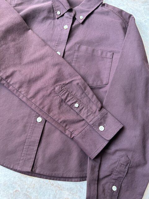 素材は綿とポリエステルが組み合わさっており、シワになりにくいのがうれしいポイント