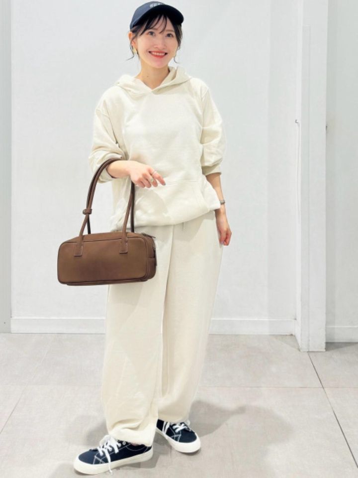 画像1: 出典：GU