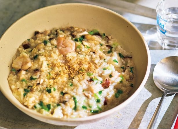 海鮮おこげ粥 （C）韓国人オッパ セミ／KADOKAWA