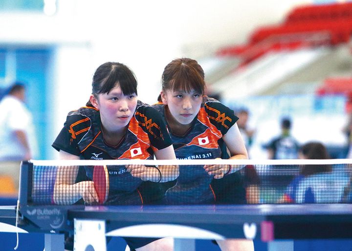 亀澤理穂選手（右）は4大会連続出場、これまで8個のメダルを獲得している。今回、悲願の金メダルを目指す。