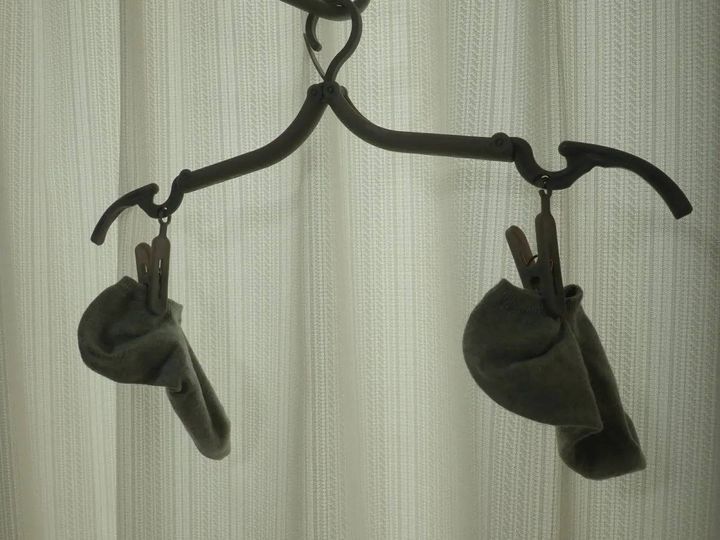 DAISO(ダイソー)：折りたたみハンガー(ピンチ付)