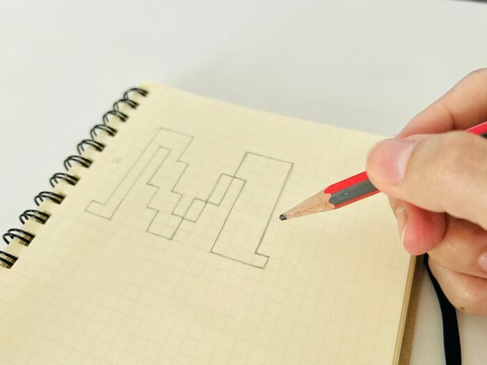 【100均】透明ポーチに刺繍っぽいことしてみたら…想像以上にかわいくできた♡初心者さんでも簡単です