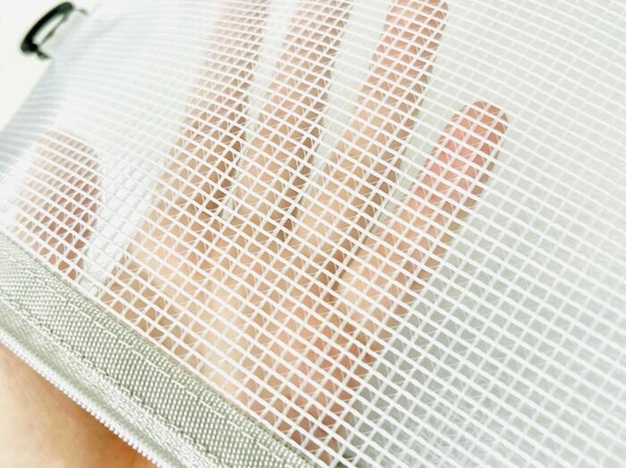 【100均】透明ポーチに刺繍っぽいことしてみたら…想像以上にかわいくできた♡初心者さんでも簡単です