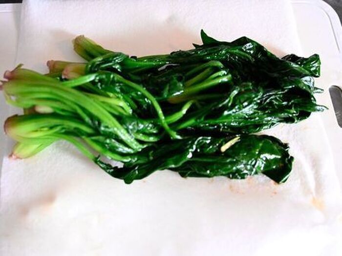 「しょう油洗い」って知ってる？ほうれん草のお浸しが劇的に美味しくなる方法