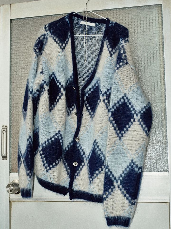 ソフネットのアーガイル柄カーディガン