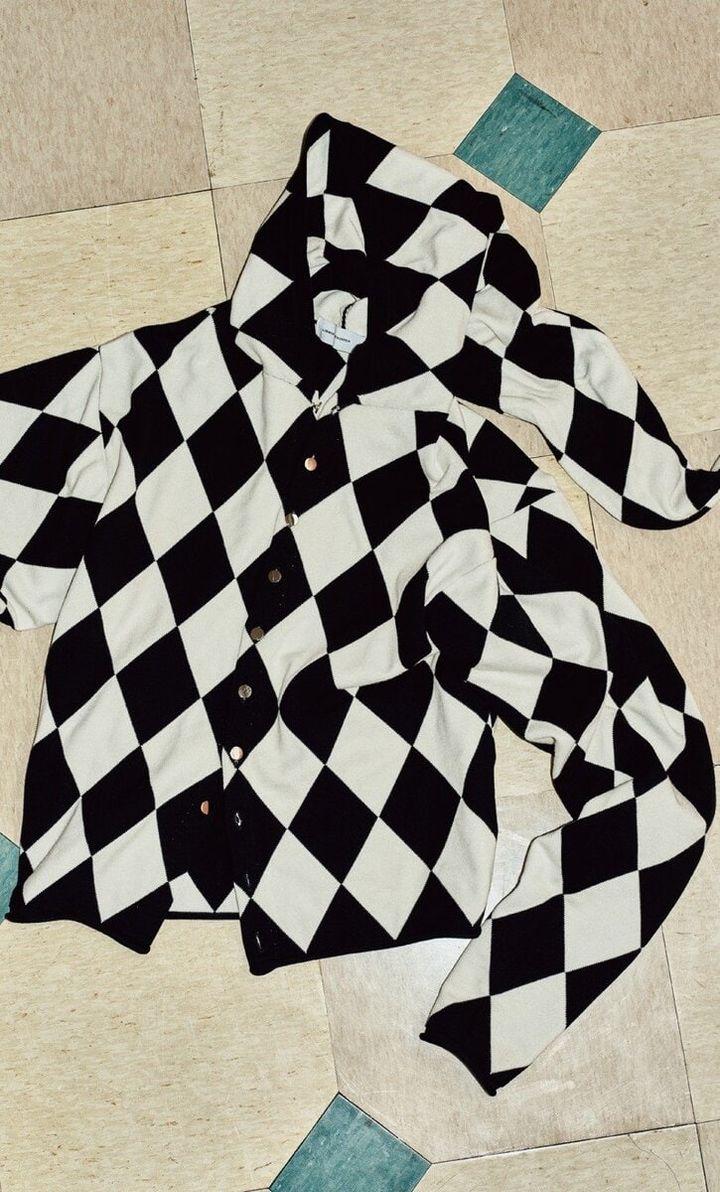 リブリオメンドンサのアーガイル柄カーディガン