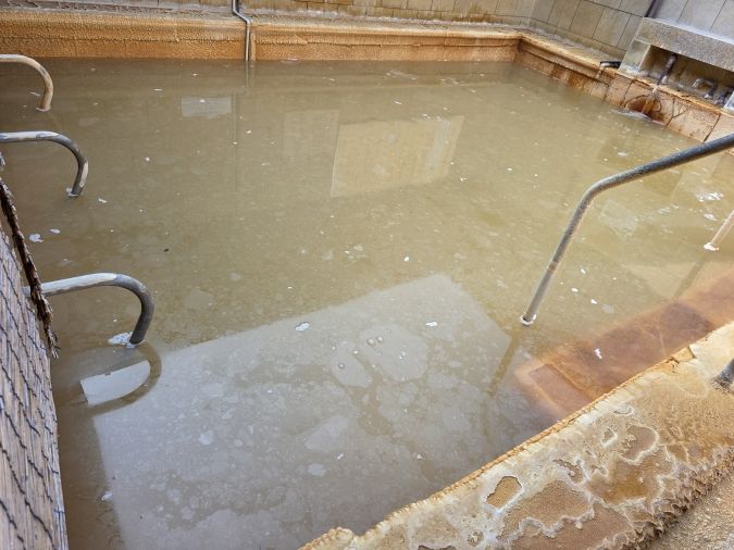 恋ぼたる 寝湯２