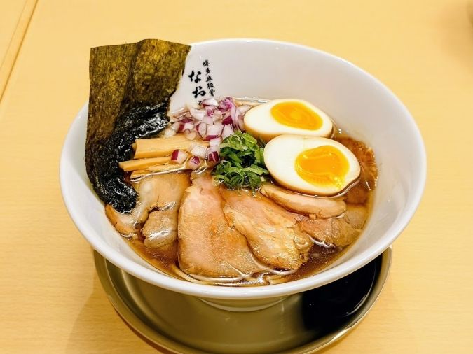 博多非豚骨なお人 博多デイトス店 高級のどぐろらぁ麵④