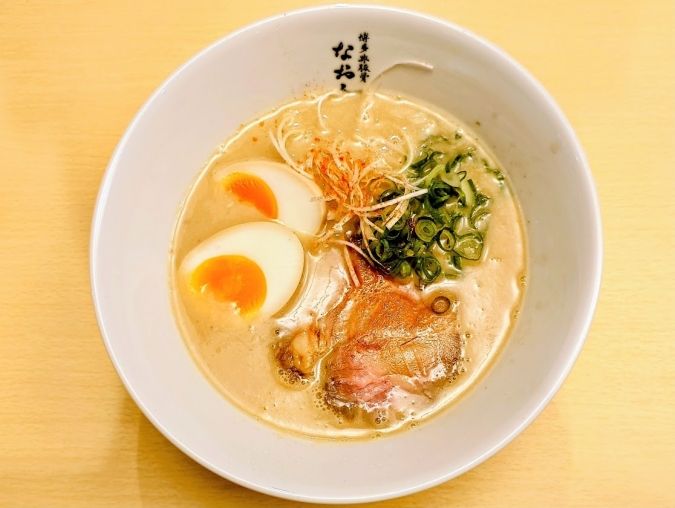 博多非豚骨なお人 博多デイトス店 なお鶏白湯らぁ麵➁