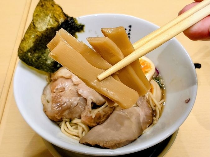 博多非豚骨なお人 博多デイトス店 高級のどぐろらぁ麵⑨