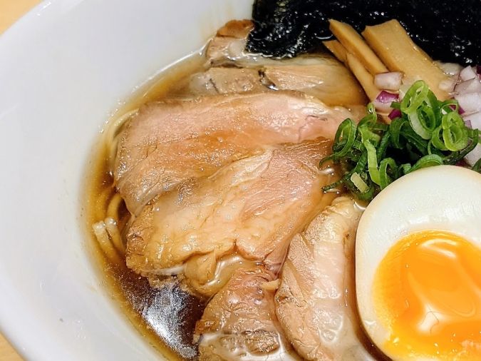 博多非豚骨なお人 博多デイトス店 高級のどぐろらぁ麵③