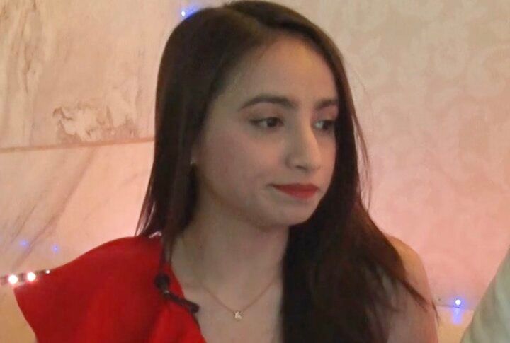 【写真・画像】兄弟の学費が月13万…30歳美女、フィリピンパブで働く理由を告白 1枚目