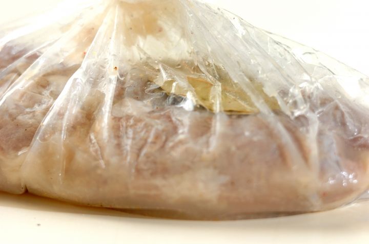 さっぱりやわらか！豚ヒレ肉のオニオンマリネソテーの作り方1