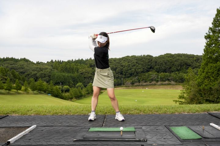 グリップを意識すれば飛距離が伸びる！女子プロがわかりやすく解説