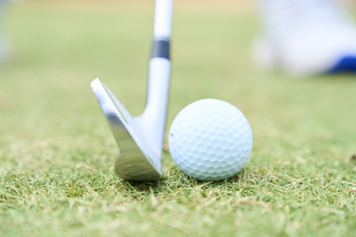 構えた時の正しいボール位置とは？ミスを減らす正しいアドレス