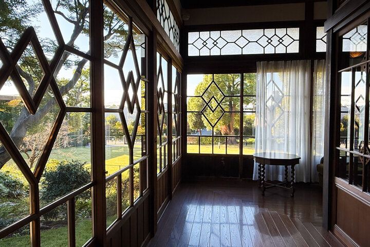 100年の時を超えて楽しむ名建築さんぽ♪ 自然豊かな「荻外荘公園」で昭和レトロな邸宅と杉並区のおいしいものを