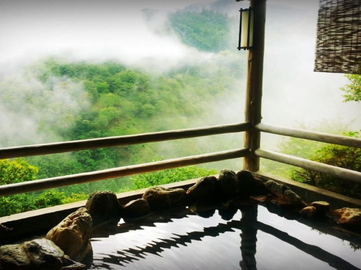 All About ニュース編集部が全国250人を対象に実施した温泉地に関するアンケートの調査結果から、日帰りでいきたい「奈良県（奈良・吉野・大和路エリア）の温泉地」ランキングを発表！ 2位「吉野温泉」を抑えた1位は？