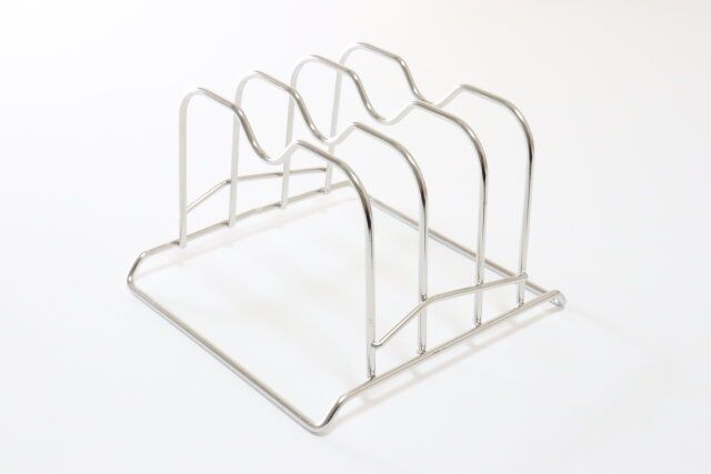 ダイソーのコンパクトなステンレスお皿スタンド