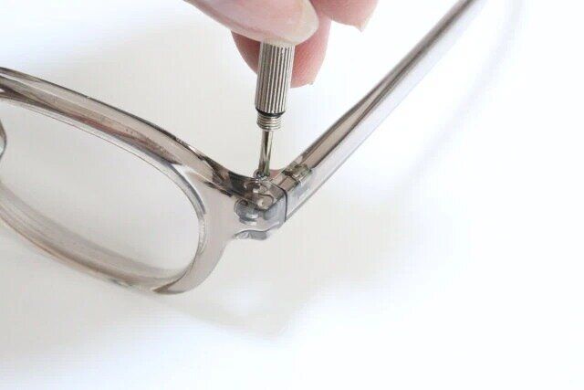 セリア メガネ用ドライバー キーホルダー付