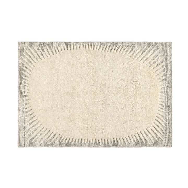 「EDGY RUG」（200×300cm） ￥436,700／TOM DIXON（トム・ディクソン トーキョー）