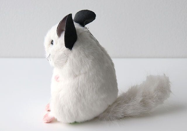 吉徳チンチラのぬいぐるみポーチ真横