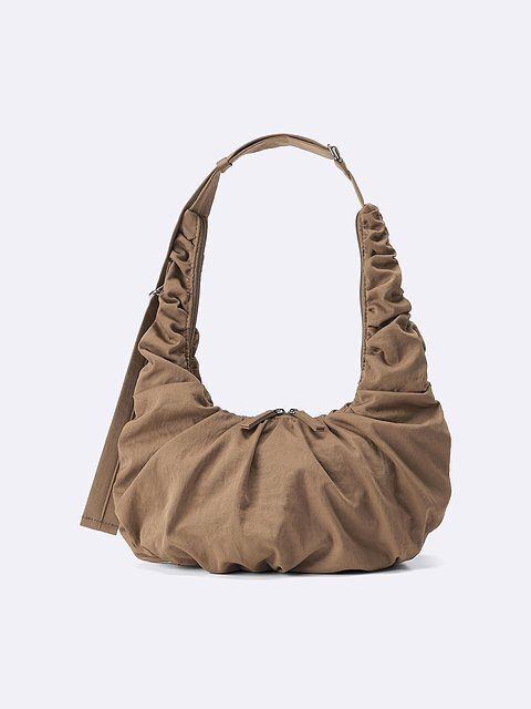 GUのダンプリングバッグ