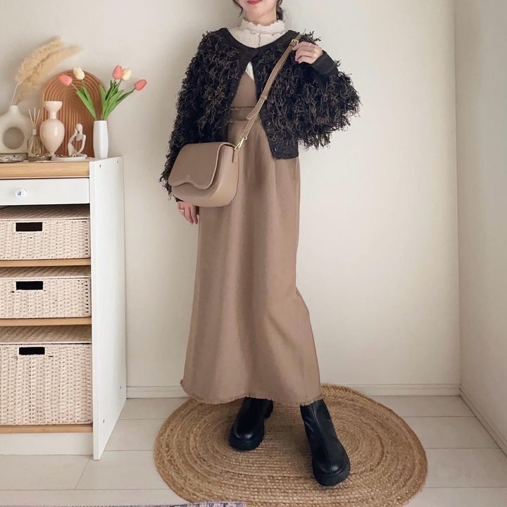 画像: ループフリンジニットでこなれ感をプラス