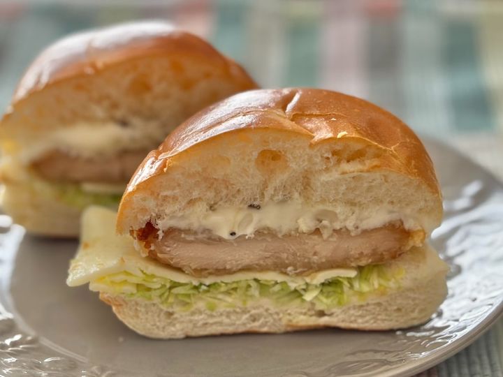 チーズがとろっとろで幸せ【ローソン】店内調理のバーガーが激うまだった