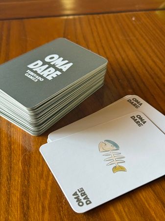 【鹿児島県指宿市】カードゲーム「お前だれだよ」が誕生。元任天堂GD×元パン屋が考案