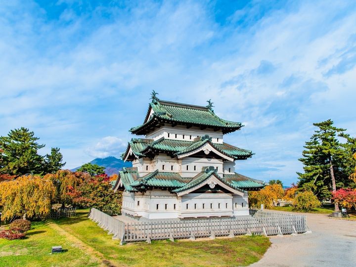 All About ニュース編集部は、全国10～70代の男女250人を対象に「移住したい市」に関する独自のアンケート調査を実施。青森県の市で「移住したい」と思う市で1位に選ばれたのは？