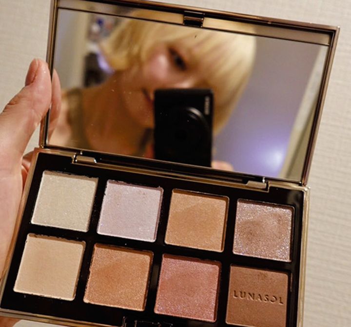 4、LUNASOL アイカラーレーション スペシャルエディション EX04