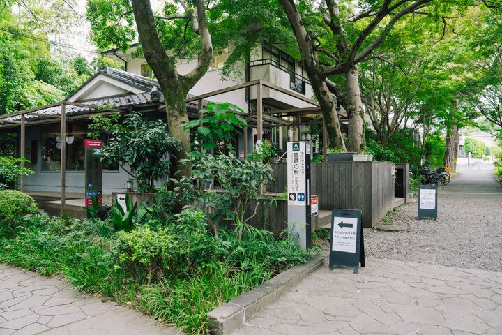 鳥のさえずりが聞こえる森の中にあるくつろぎカフェ／国分寺「史跡の駅 おたカフェ」