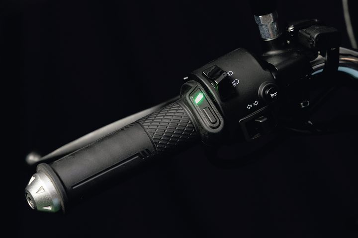 握った瞬間、手が蘇る！キジマのグリップヒーターで冬のバイクツーリングを快適に