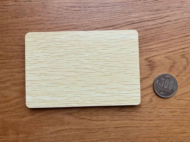 DAISO(ダイソー)：木目調ホワイトボード(長方形)