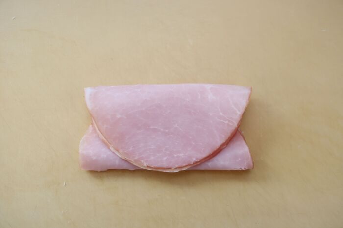 早く知りたかった！ベタッとくっつかない『ハムの切り方』→気持ちいいほどバラける！