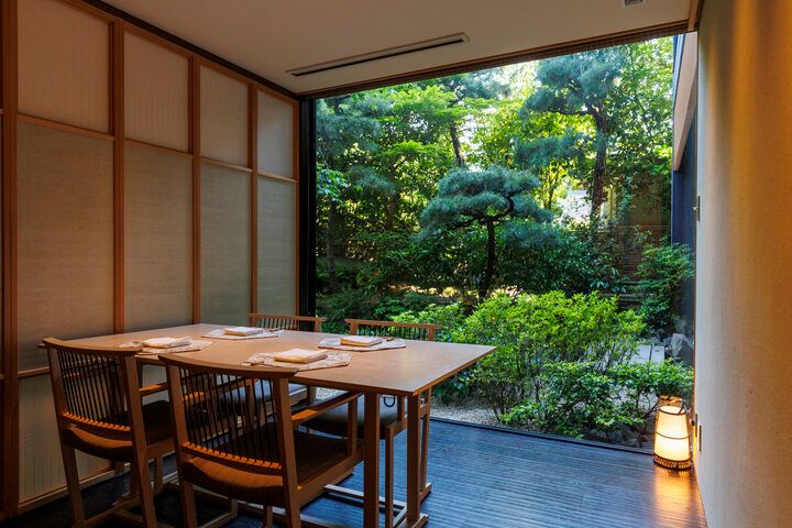 京都・岡崎でちょっと贅沢なお弁当ランチ＆庭園ビューを♪「京野菜と炭火料理 庵都」