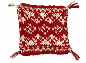 喫茶店で開かれる編み物教室って？ かぎ針初心者にもおすすめなフェアアイルコースターを作ってみた【FUDGE dig. × FUDGE FRIENDの“大人の習い事”探し。】