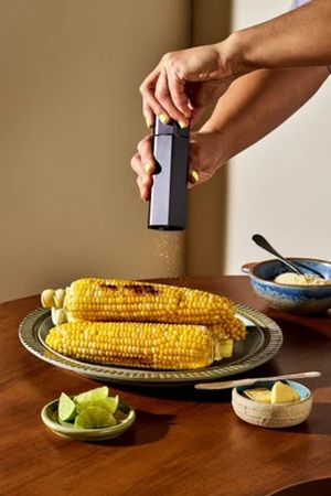 HexCladから「HexMill ソルト＆ペッパーミル」登場！理想の粒度を選択可能