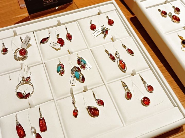 【アフター万博】天然石アクセサリーの世界も最高だった万博！万博振り返りつつ、ミネラルマルシェに参戦！