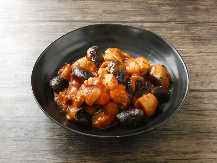 鶏肉とナスのナポリタン炒め