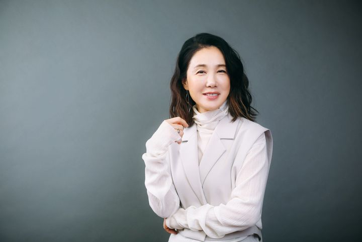 筒井真理子、生きづらさを抱える主人公の「人を信じる力」に共鳴 【主演映画『もういちどみつめる』インタビュー】 width=