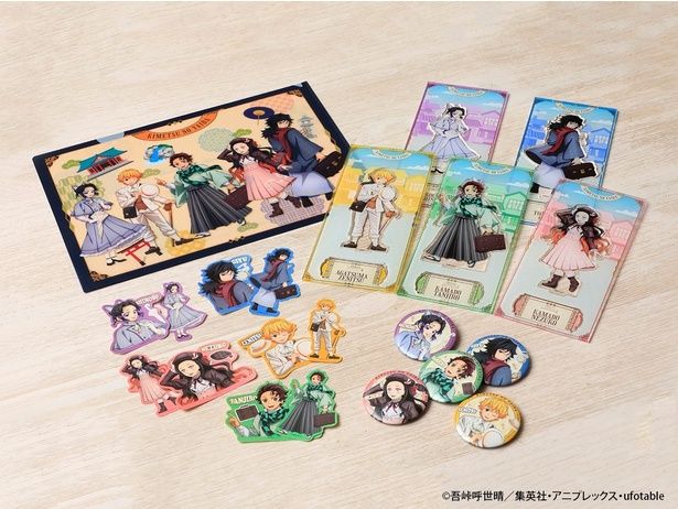 大正ロマン漂う衣装に身を包んだキャラクターたちのグッズは、ぜひともゲットしたい！